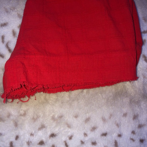 Red tie shorts - Picture 3 of 10